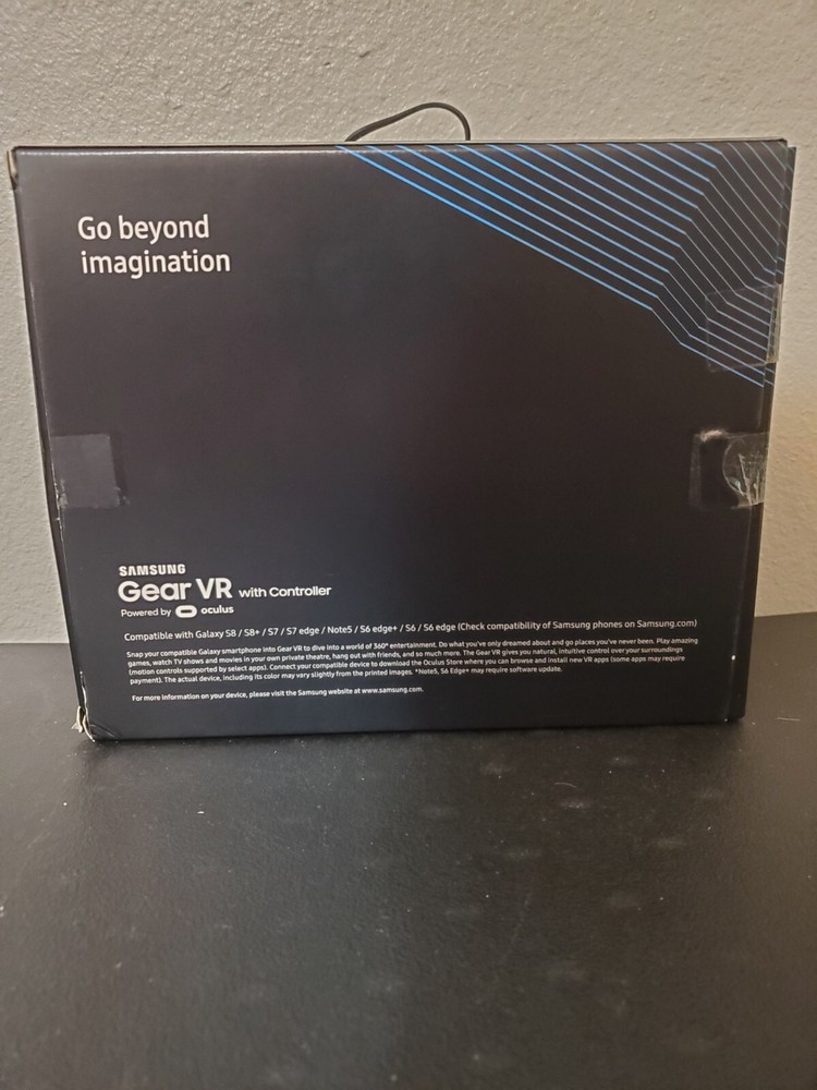 Samsung Gear VR Powered By Oculus Virtual Headset Controller Model SM-R324