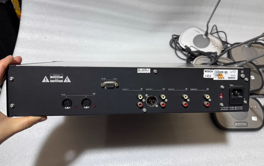 BOSCH 7pcs DISL-DCN conference microphone, 1pc DCN-CCUB host unit