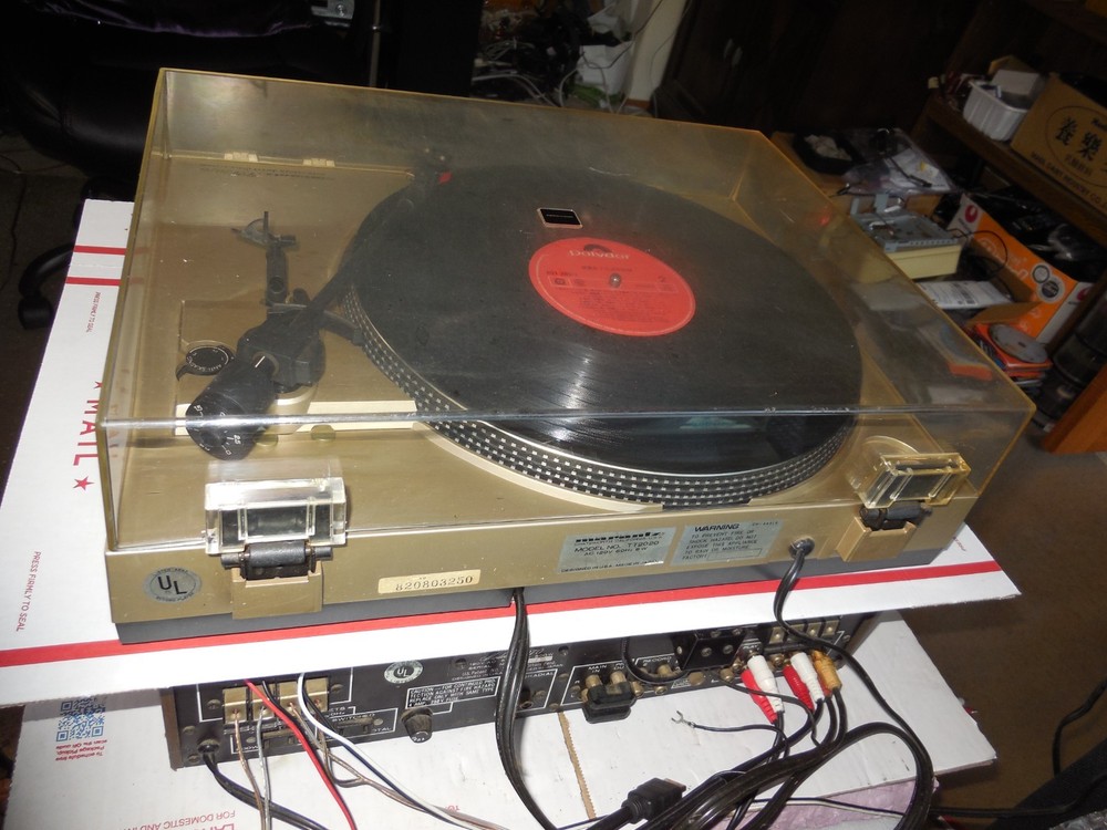 MARANTZ TT2020 VINTAGE TURNTABLE