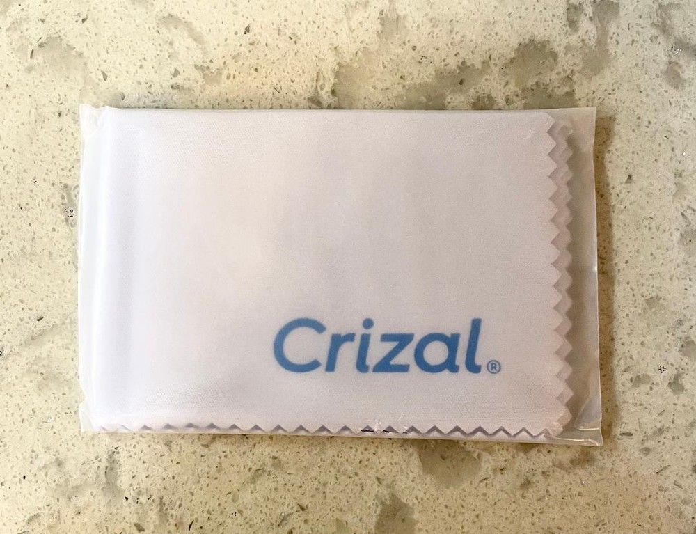 CRIZAL Sealed Microfiber Cleaning Cloths Eyeglasses W/Certificate Authenticity