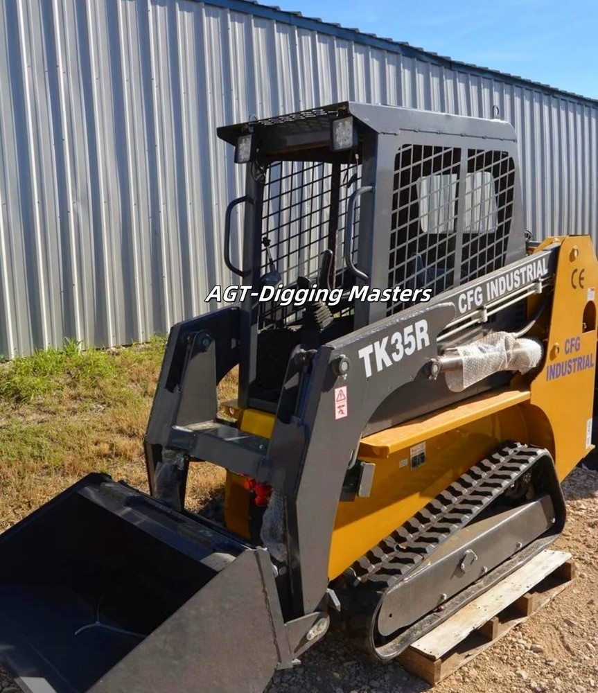CFG 1.5 Ton Mini Compact Crawler Track Skid Steer Loader EPA Gas Engine Vertical