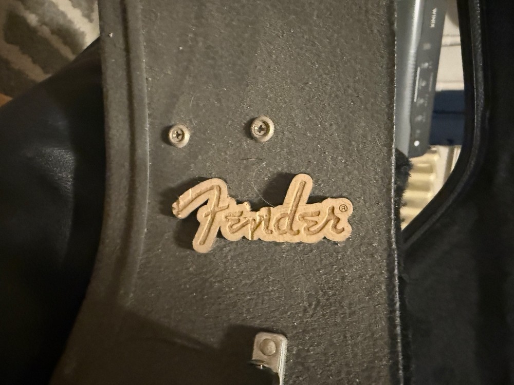 Fender CD-60 Mahogany with Case