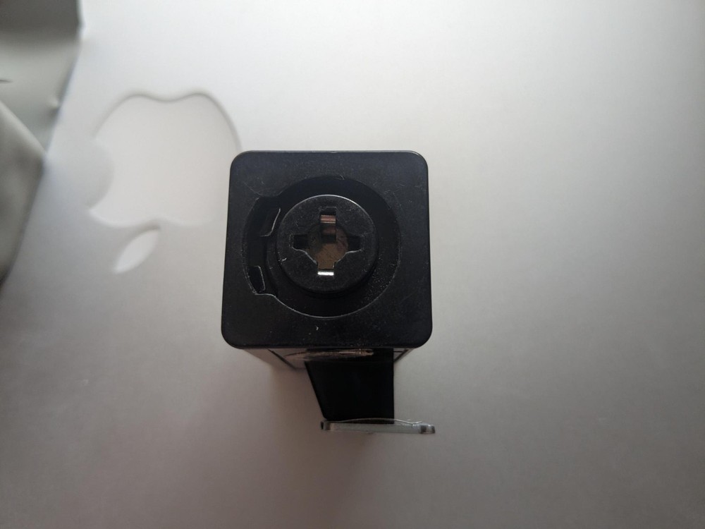 Konice vintage 1960's flash cube flash??