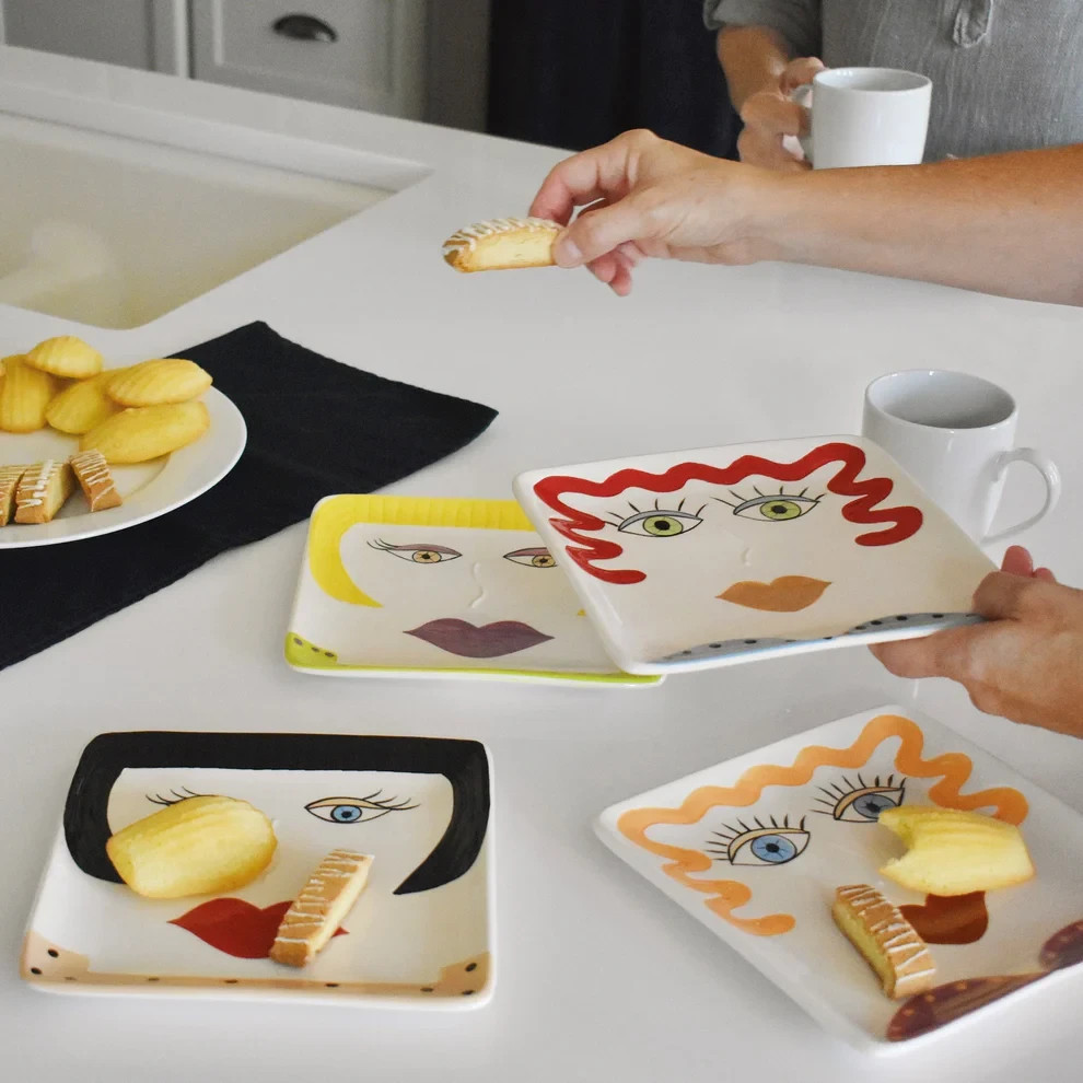 Personality Plates Set for 4 People Dinnerware Dish Plates