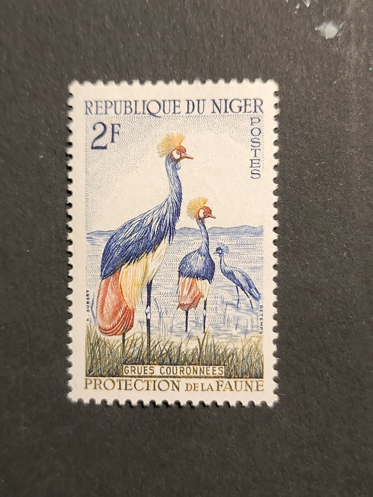 Foreign Bird Stamp UnUsed - # 5210