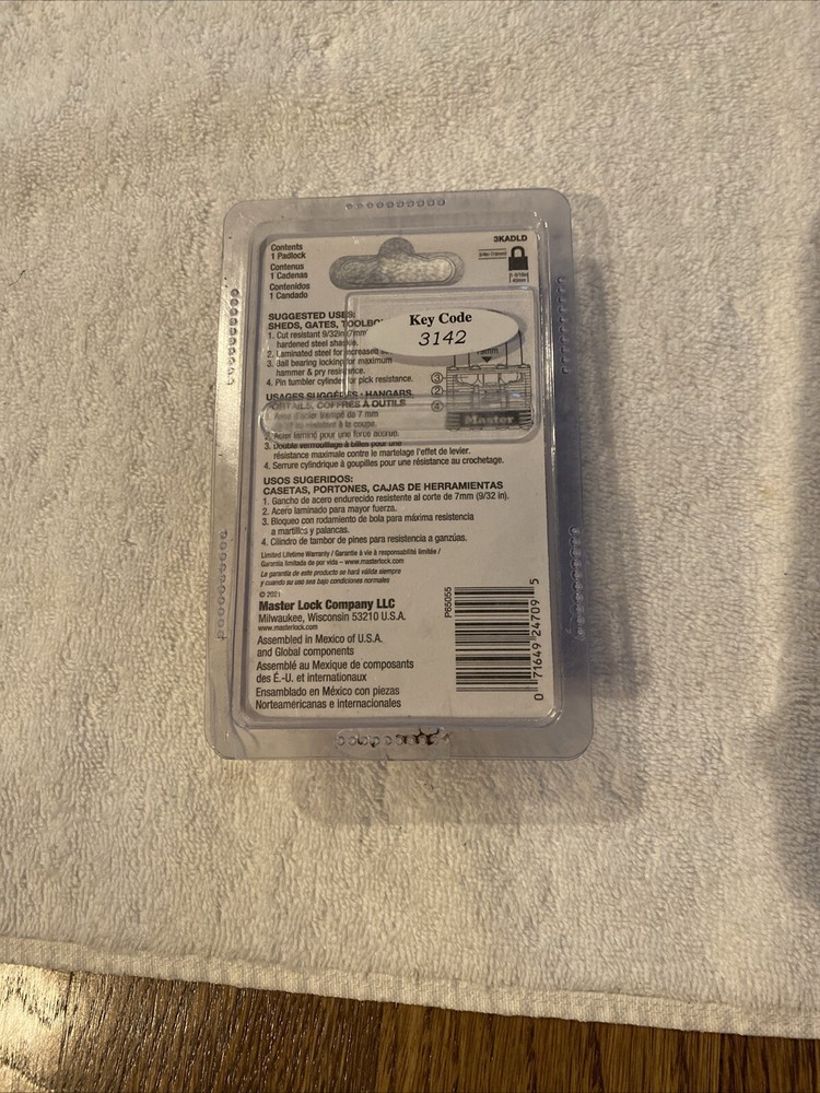 Master Lock New in package (997)