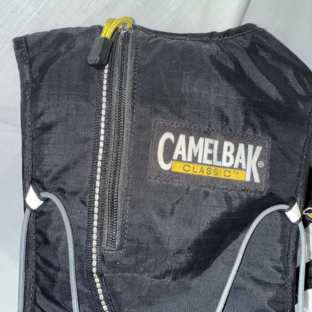 Camelbak Classic Hydration Pack 70oz Black Backpack No Bladder