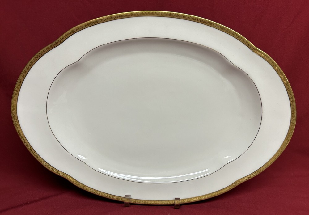 Lanternier Limoges LNT318 16" Oval Serving Platter