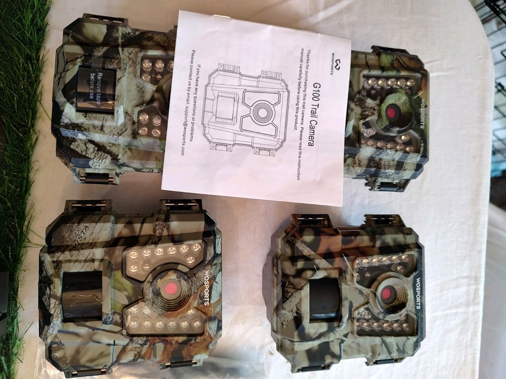 Lot Spypoint Cell Link and Trail Cameras with Extras