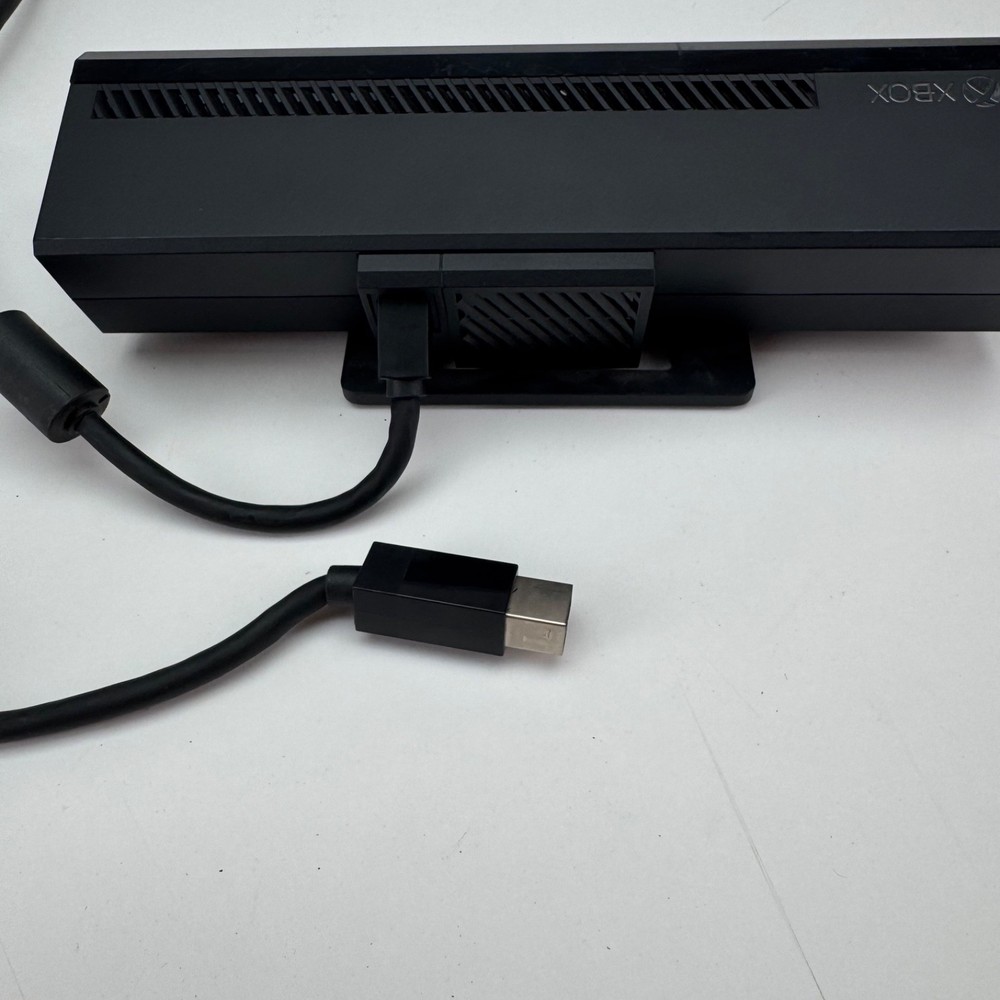 Microsoft Xbox Kinect Sensor v2 for Xbox One – Motion Camera Untested
