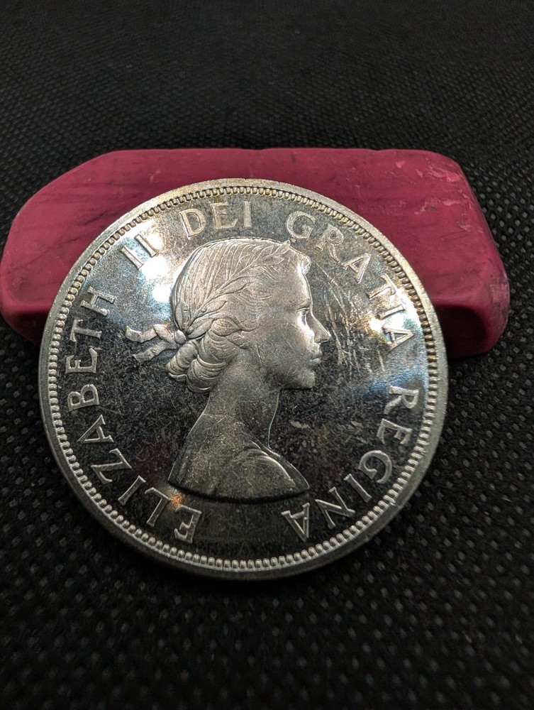 1962 Canada Silver Dollar %80