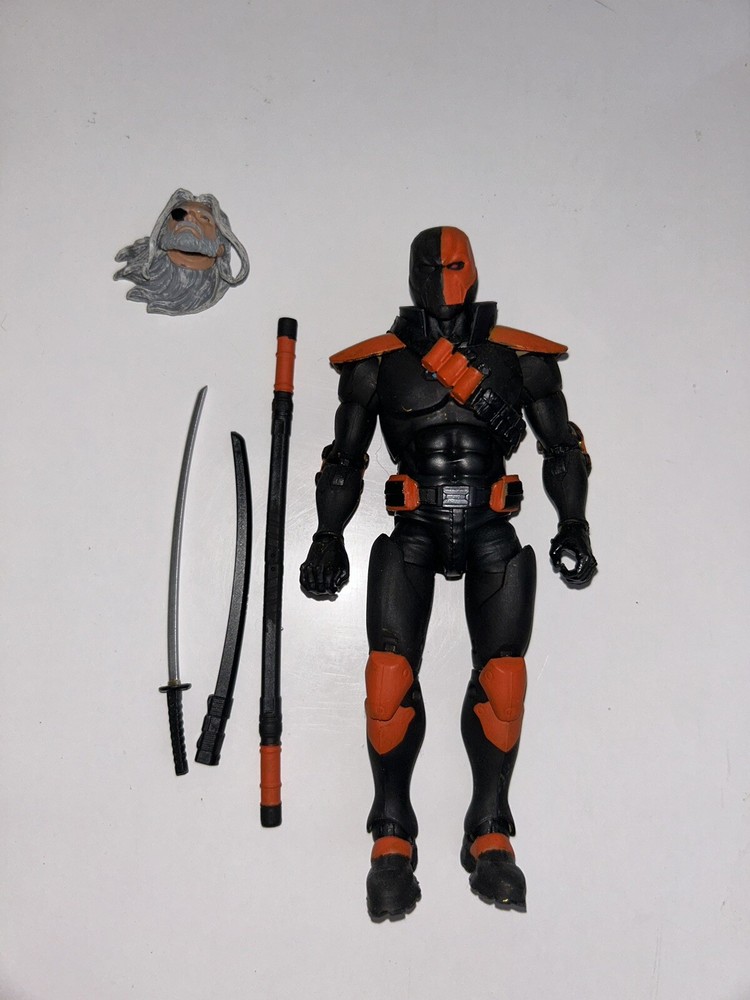 Custom Painted DC Deathstroke Figure