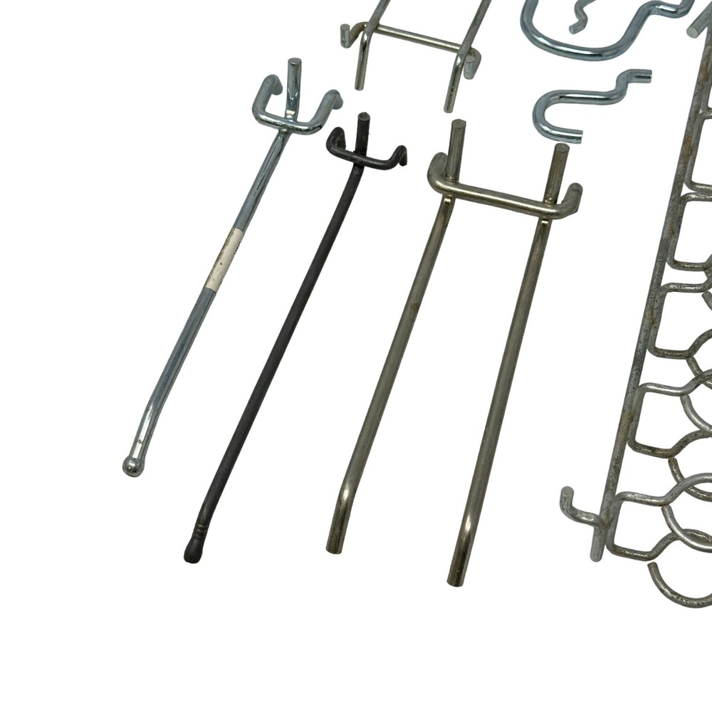 Crawford 1832A Locking PEG Hooks 32 pcs in Pack