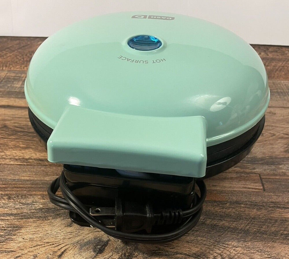 DASH Express Mini 2” Donut Maker Non-Stick Makes 7 Donuts - Tested Works
