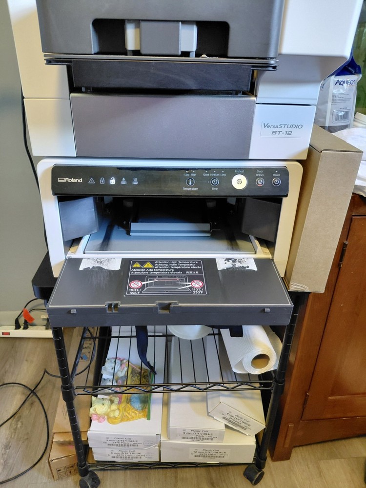 Roland Versa Studio BT-12 Direct to Garment Printer