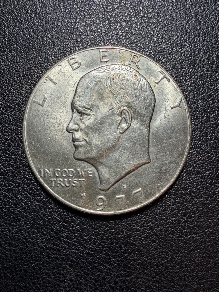1977-D Eisenhower Dollar US Coin - Circulated