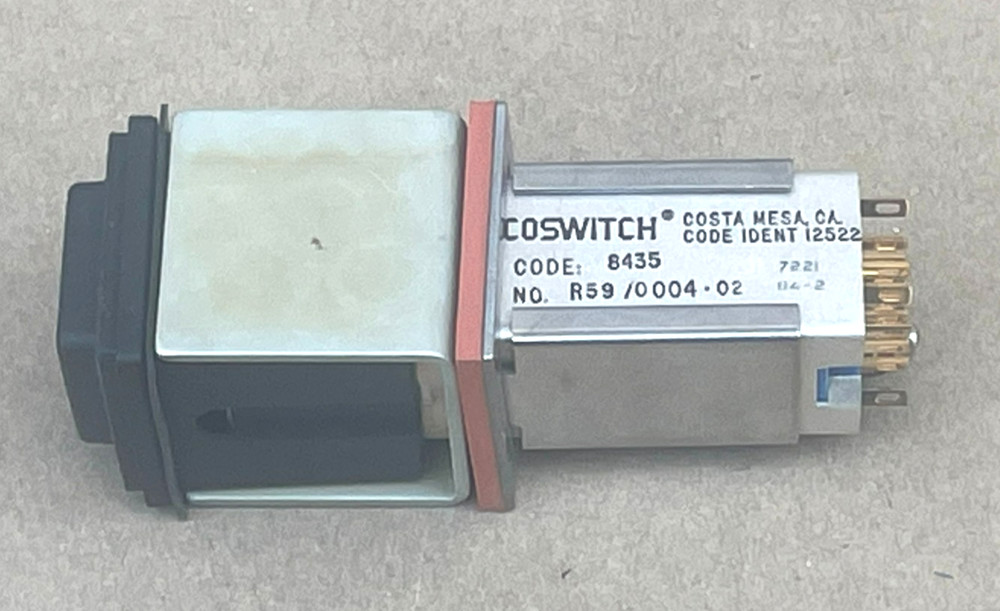 Staco Switch R59 / 0004-02, Pushbutton Switch