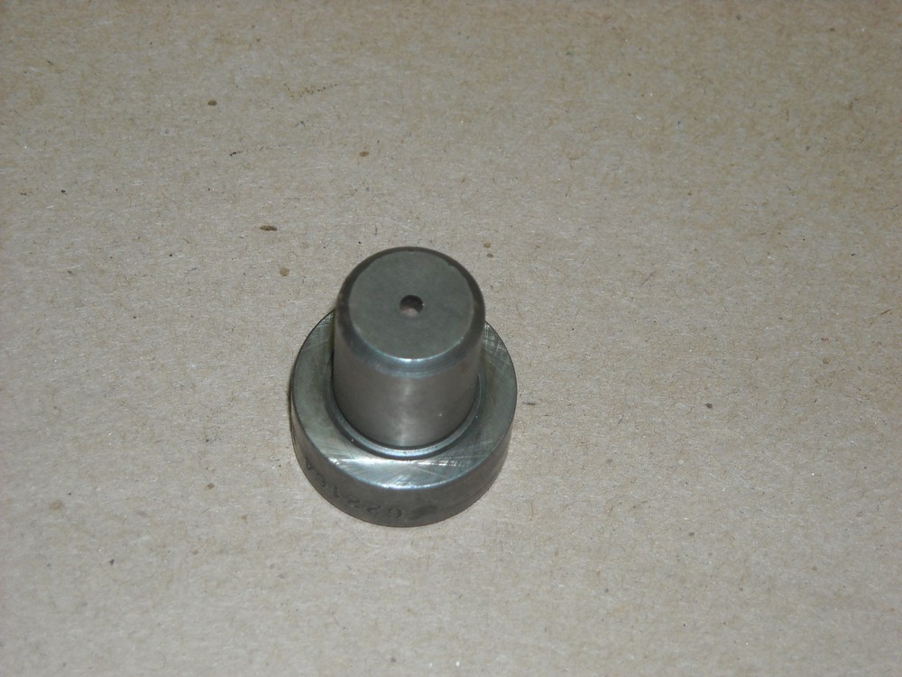 Universal #622164, Superseded byTe-Co #44227, Rest Button, 2pc, New Old Stock