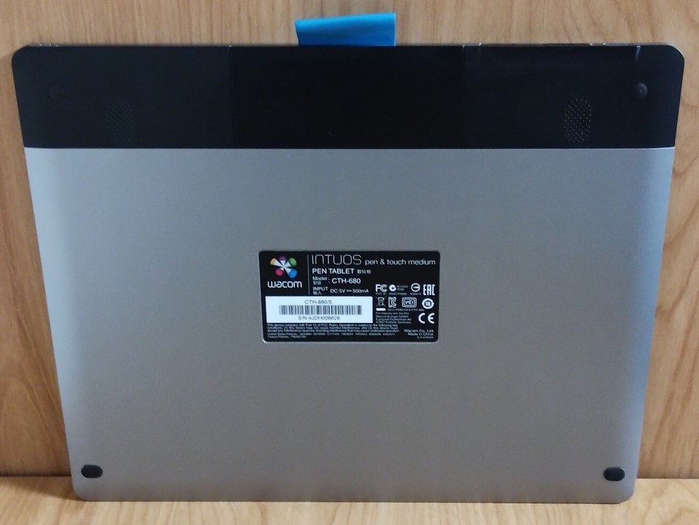 Wacom Intuos Medium CTH-680 Comic Pen Touch Tablet Full set Excellent++++