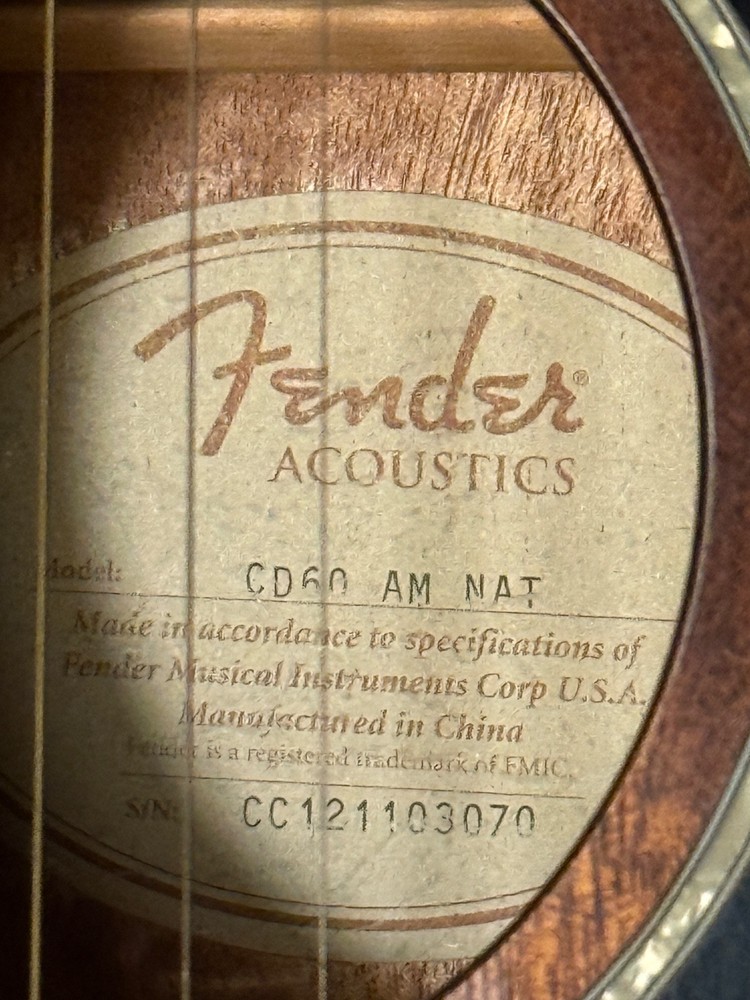 Fender CD-60 Mahogany with Case