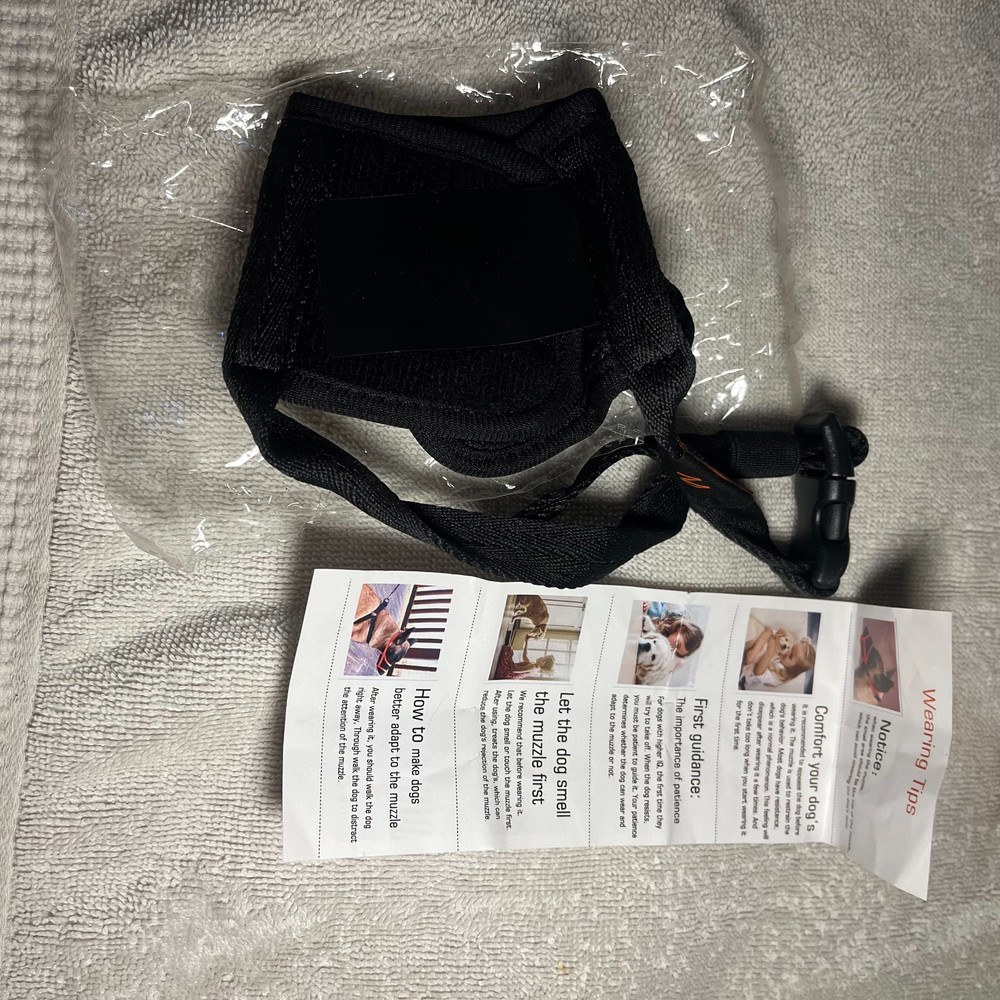 New Medium Dog Muzzle - Breathable Adjustable Mesh - Unused