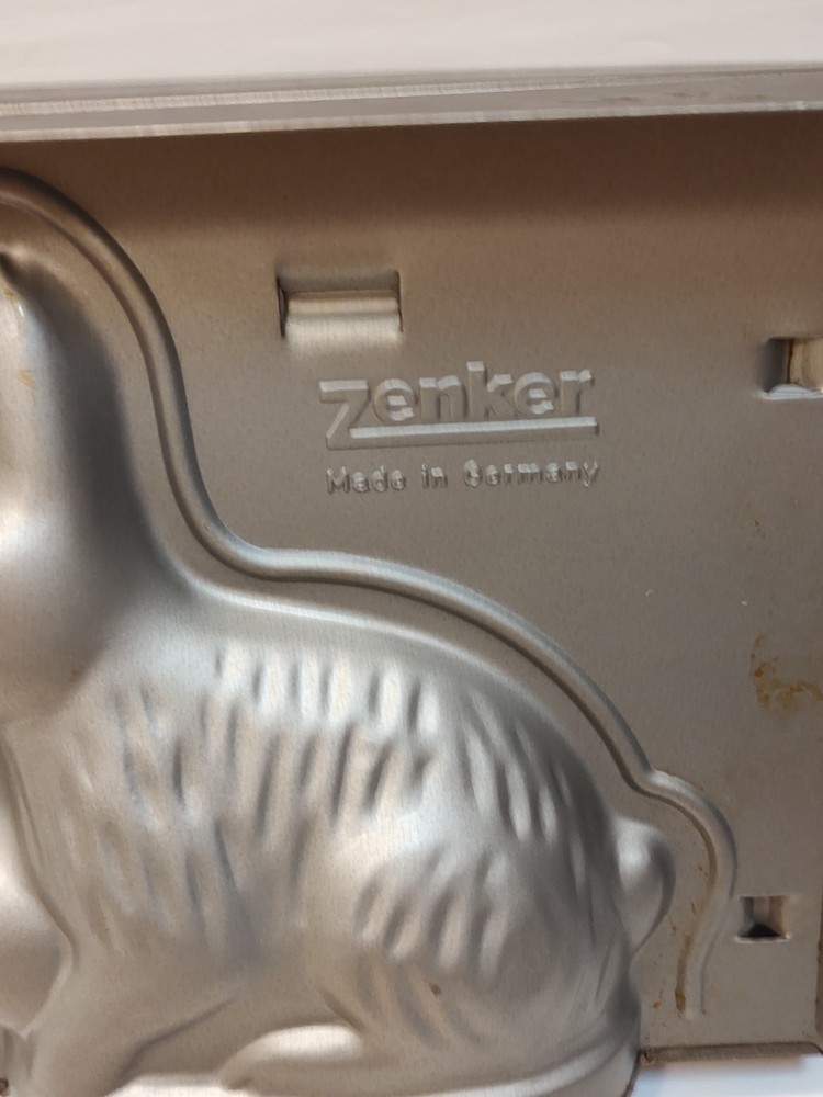 Zenker Rabbit Cake Form (Germany)