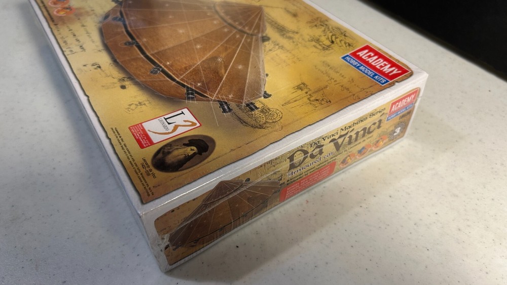 Academy Models 18136: DaVinci Armored Car - Sealed