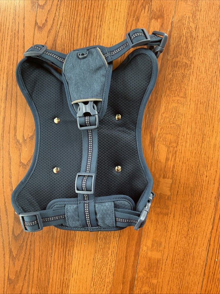 Mission wild Dog Harness , Heavy Duty, Medium, No Pull