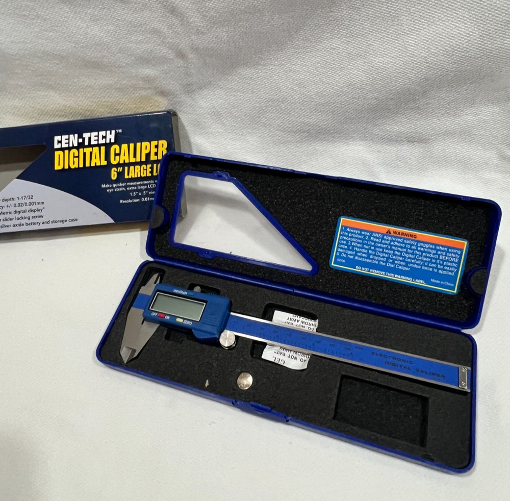 Cen-Tech 6" Digital Caliper LCD Display Model #93940  on/off switch  Hard case