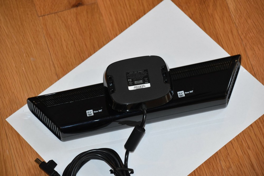 Microsoft Xbox 360 Black Kinect Motion Sensor Bar 7 Games Bundle Lot - Tested!