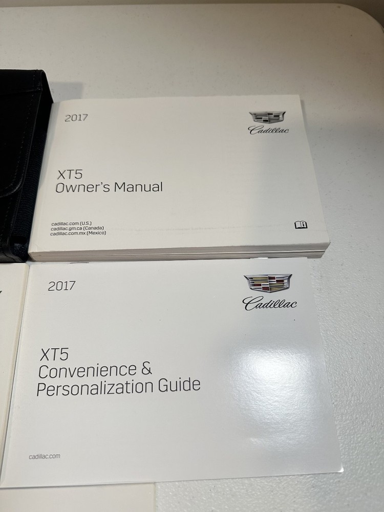 2017 Cadillac XT5 Owner Manual Set