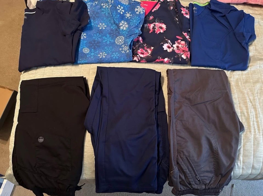 scrub sets women medium lot