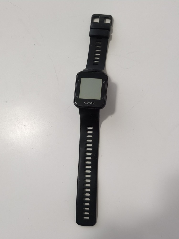 Garmin Forerunner 35 GPS Running Watch Black Used Needs Battery.