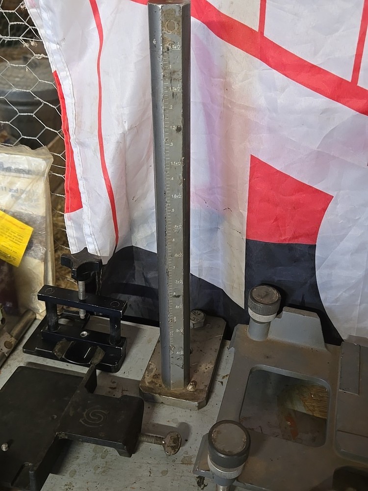 Spectra-Physics Trimble Model 1230 Components And Peripherals Mount + Stand