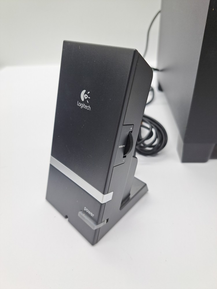 Logitech Tested X-240 Computer 3 Speaker System Active Sub