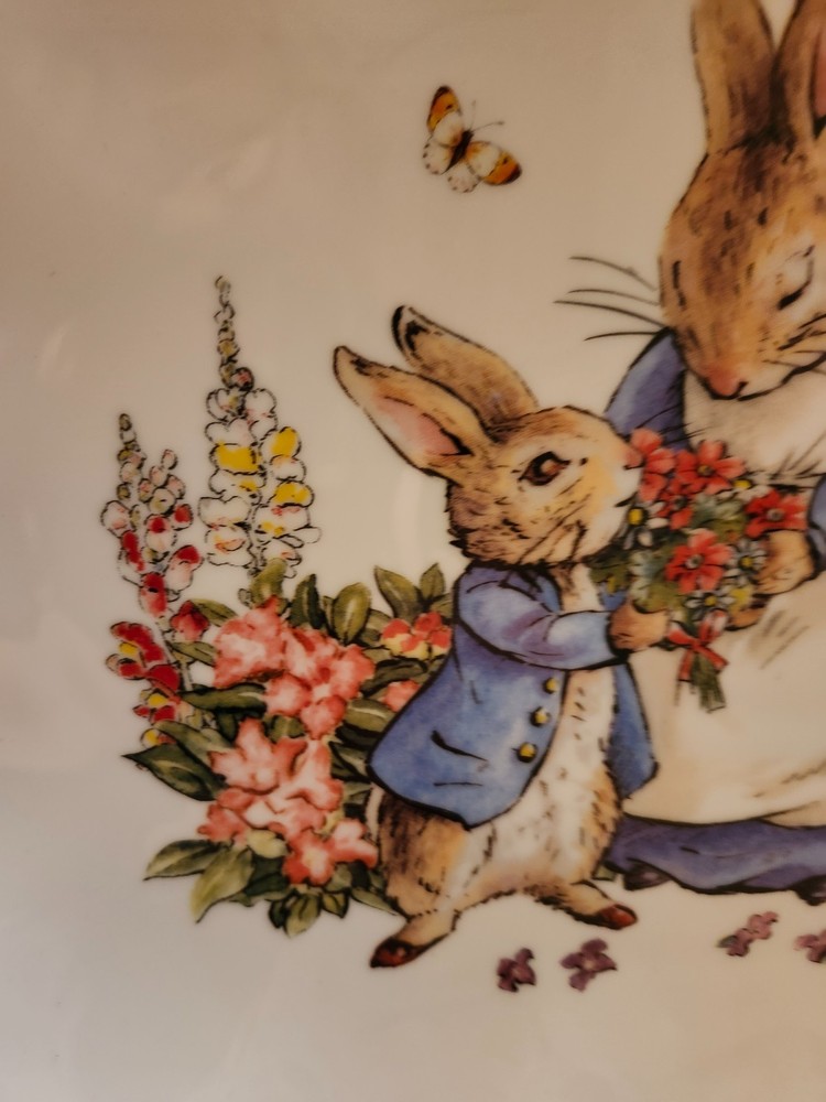ZRIKE PETER RABBIT BEATRIX POTTER SERVING PLATTER CERAMIC EASTER SCALLOPED EDGE