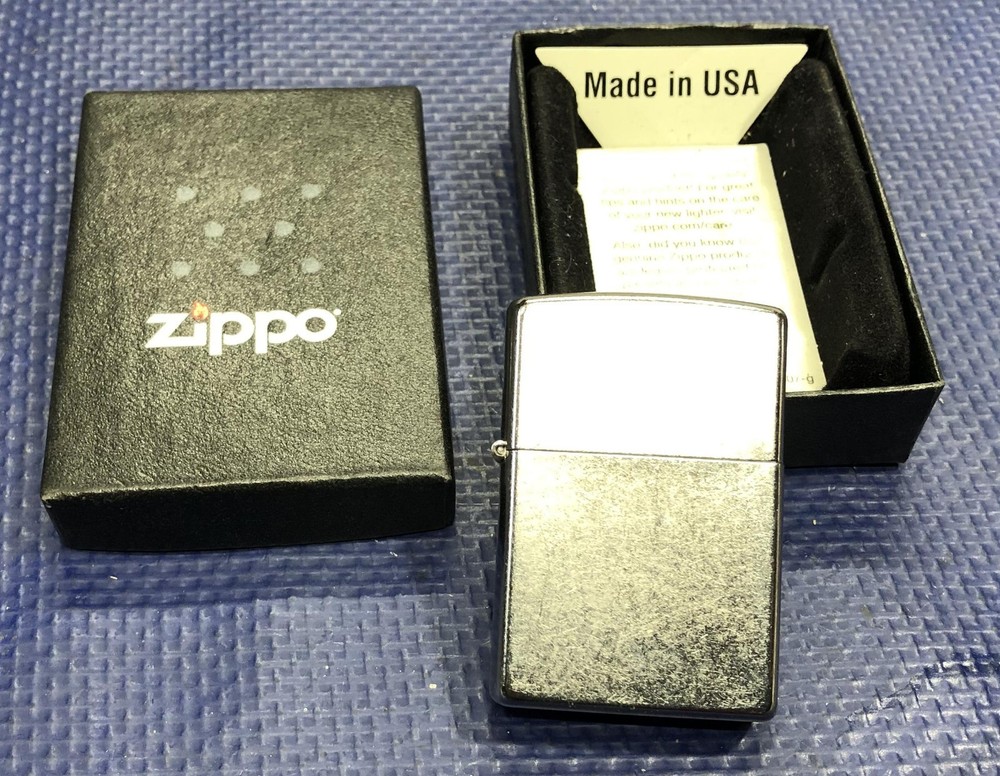 Zippo 207 Regular Street Chrome Lighter UNFIRED 2013