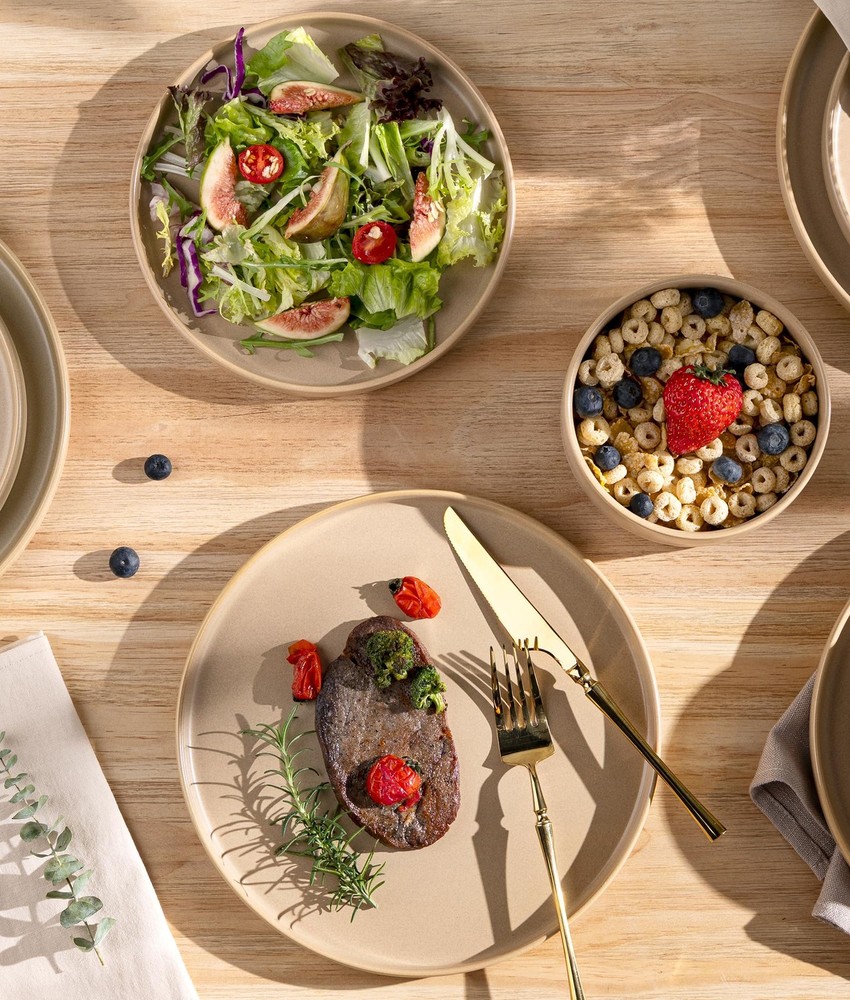 Ceramic Dinnerware Sets for 6, 18 Pieces Porcelain Lightweight Plates and Bow...