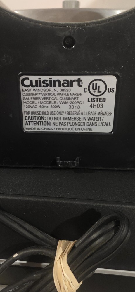 Cuisinart Waffle Maker VWM-200PC1 Vertical Belgian Tested