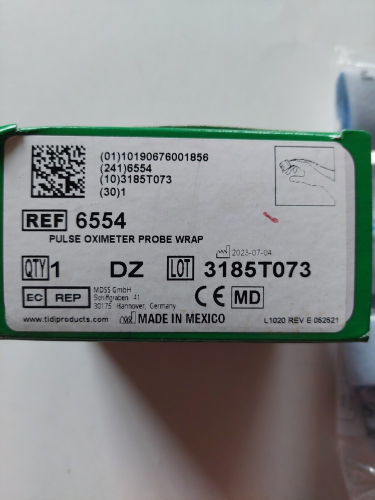 1 box with 12 Posey Pulse Oximeter Probe Wraps 6554