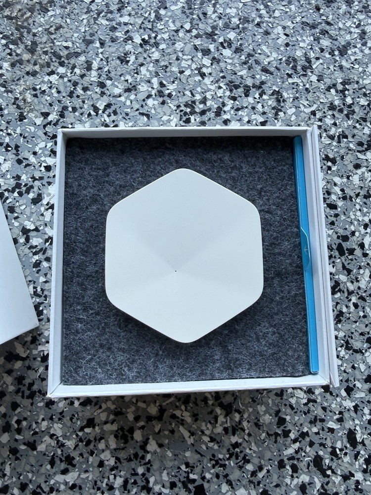 Comcast Xfinity XFI Pods Wifi Network Range Extender