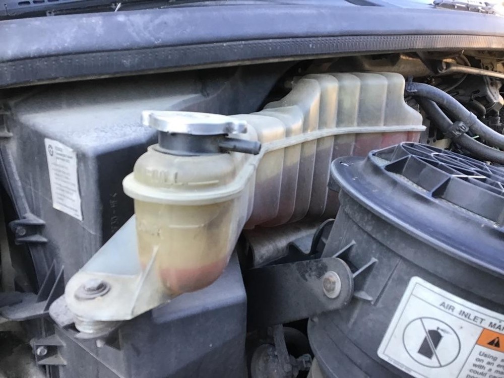 For 2007 FREIGHTLINER M2 106 RADIATOR OVERFLOW TANK ,  GA