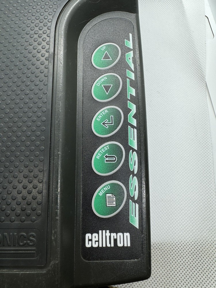 Midtronics Digital Cell / Battery Analyzer Celltron - Turns On - Untested