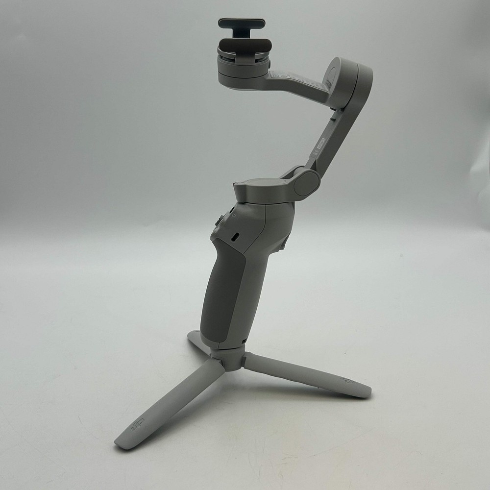 DJI Osmo Mobile SE Phone Accessory Gray Used - A