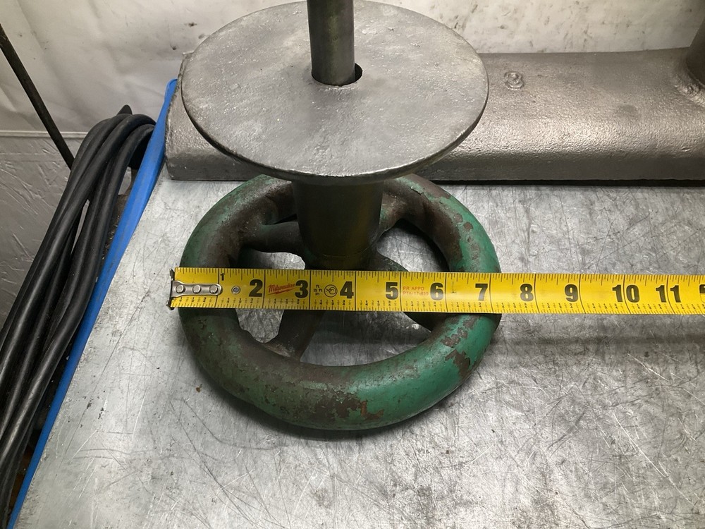 Metal Spinning Lathe Shaping Tool Post Roller