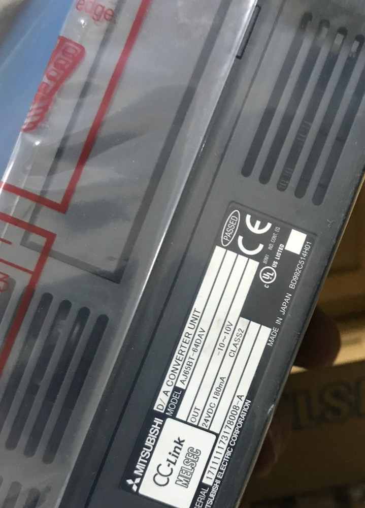 Mitsubishi AJ65BT-64DAV CC-LINK Programmable Logic Controller DC Converter Unit