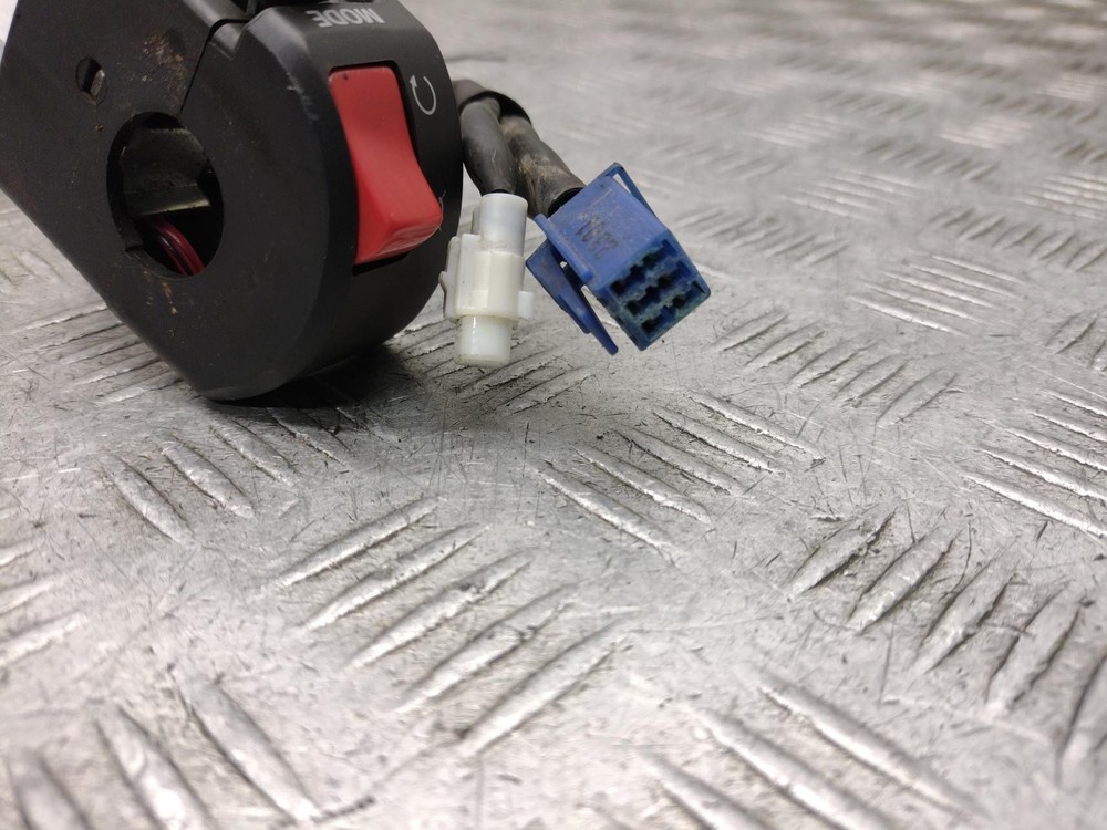 2012 YAMAHA YZF R1 RIGHT SWITCH GEAR