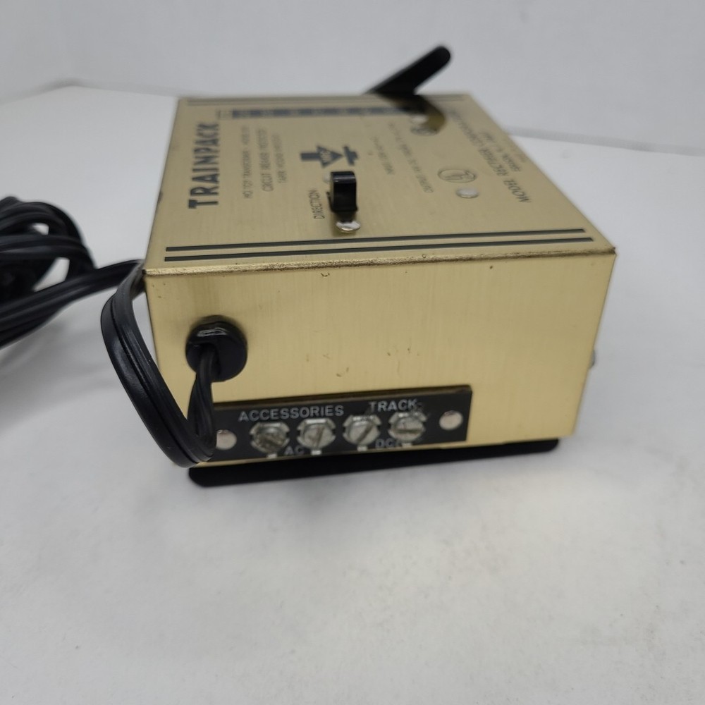 MRC TrainPack Model 100 HO Toy Transformer Scale 16v AC Read Description