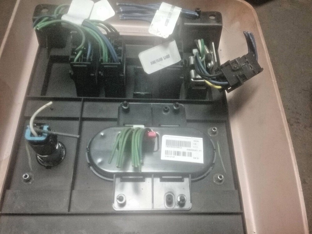 INTERNATIONAL PROSTAR SLEEPER CONTROL PANEL XS279020