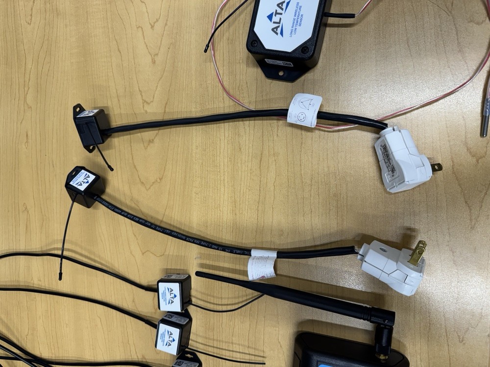 ALTA Wireless Sensor Lot - Gateway, Temp, Vac, & Low Temp (Tested)